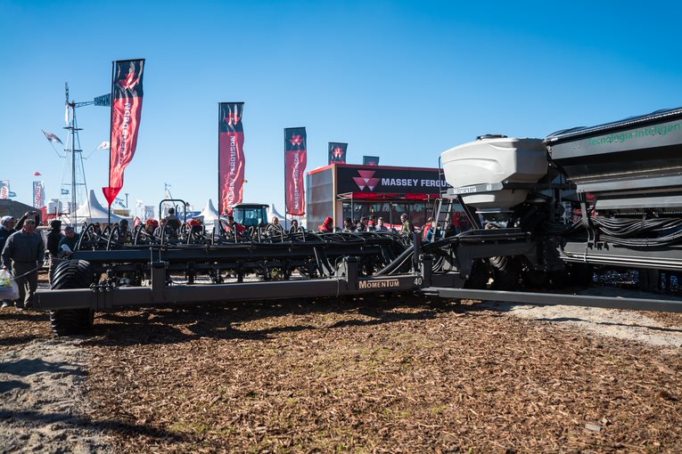 Massey Ferguson presenta la sembradora Momentum en AgroActiva 2019